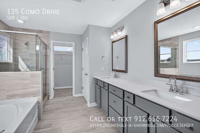 Building Photo - 135 Como Dr