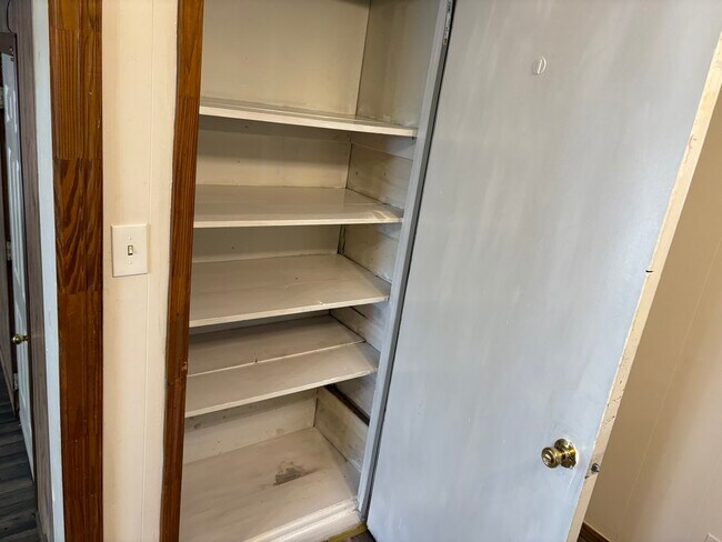 Building Photo - 2538 E 48th St N