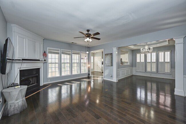 Building Photo - 1527 Gesshe Ct