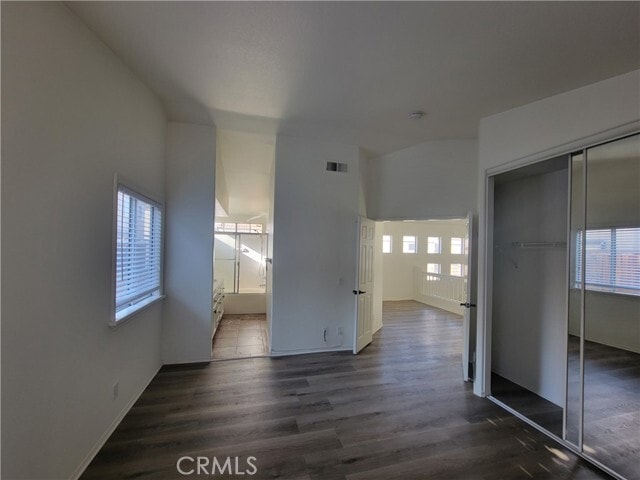 Building Photo - 6324 Gladiola Cir