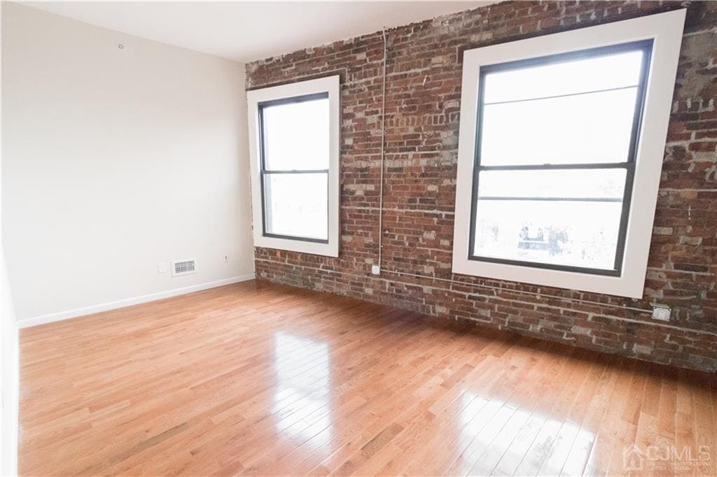 Building Photo - 54 Main St