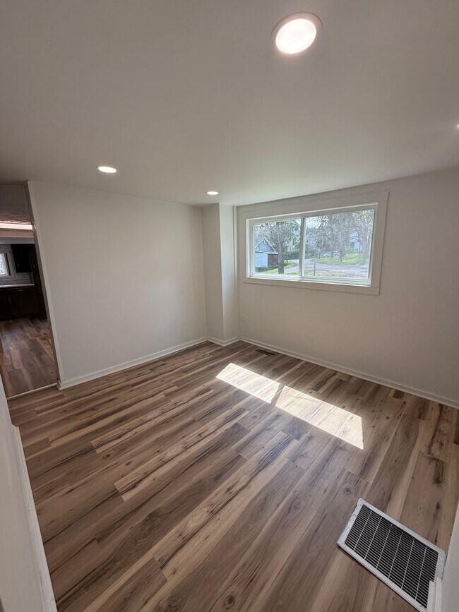 Building Photo - **4 Bedroom Home for Rent – Fully Renovated in Trinity School District – $2,200/month**