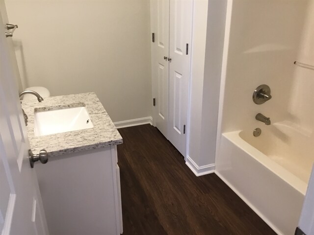 Building Photo - 10319 Fredricksburg Rd