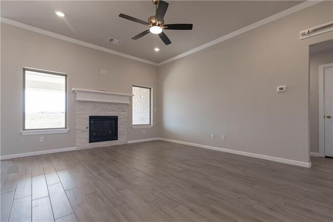 Building Photo - 16300 Marsha Dr