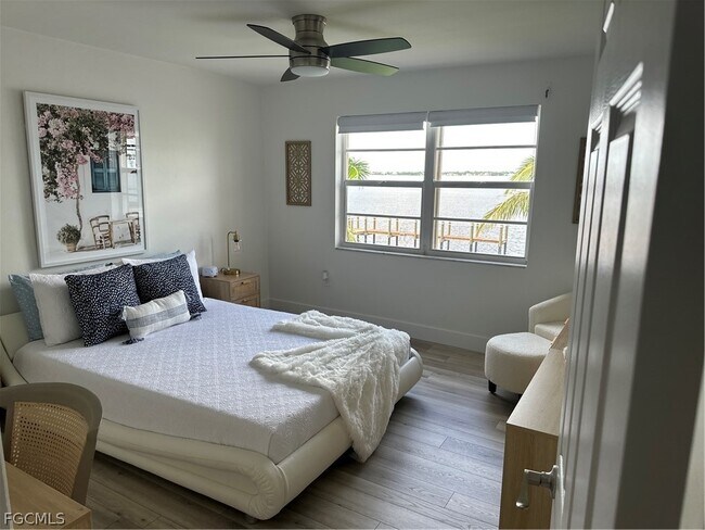 Building Photo - 1900 Clifford St