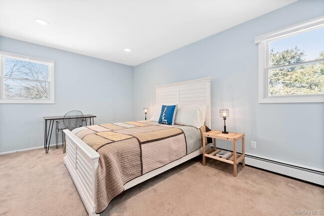 Building Photo - 13 Buttercup Ln