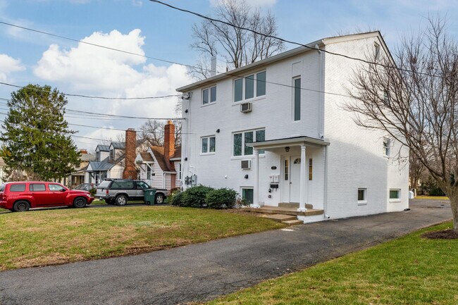 Building Photo - 3812 13th St N