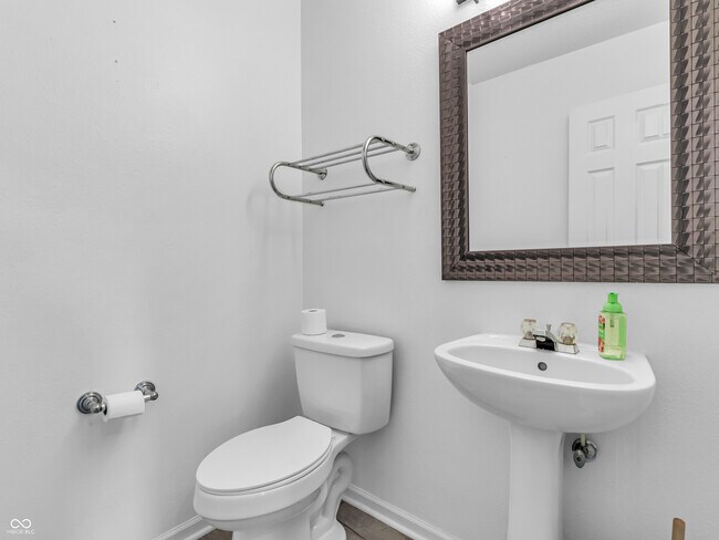 Building Photo - 8813 Browns Valley Ln