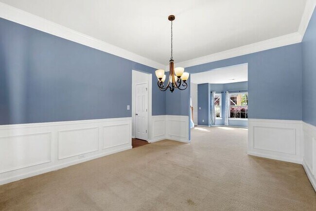 Building Photo - 1255 Wondering Way