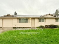 Building Photo - 3360 L St