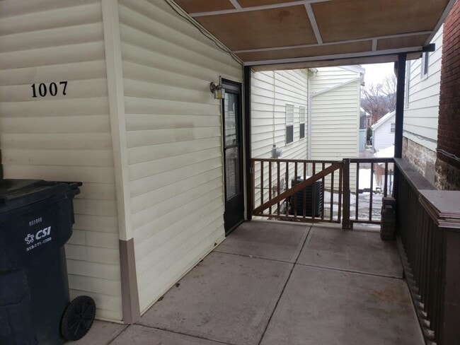 Porch - 1007 6th Ave
