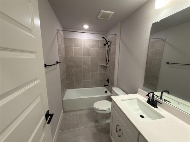 Building Photo - 3102 Bunting Dr