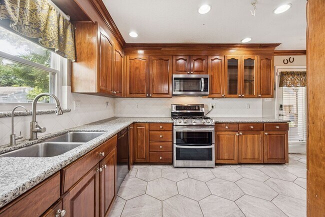 Building Photo - 4387 Harvest Ln