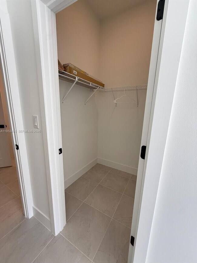 Building Photo - 5816 Agostino Way