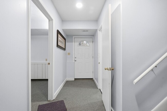 Building Photo - 4883 Stonehaven Dr