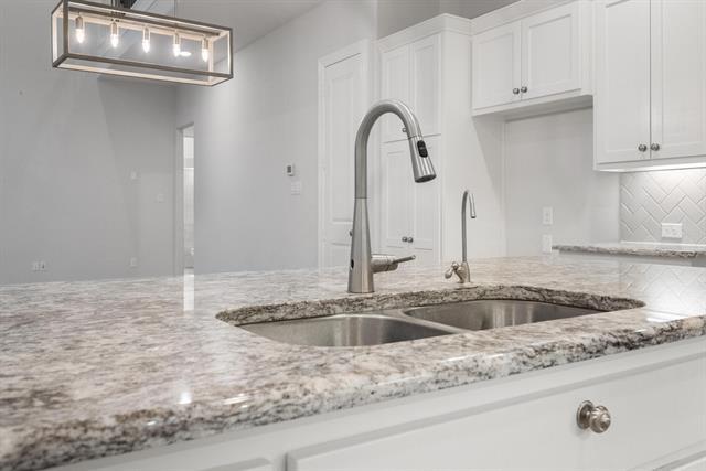 Building Photo - 6832 Verandah Wy