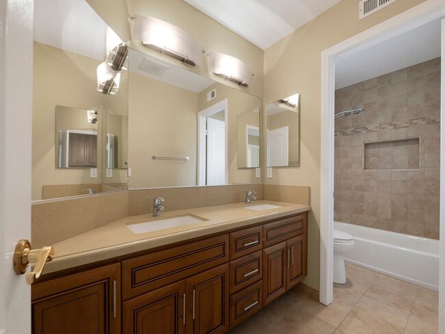 Building Photo - Spacious Newbury Park Rental | Grand Entry, Bonus Room & Covered Patio