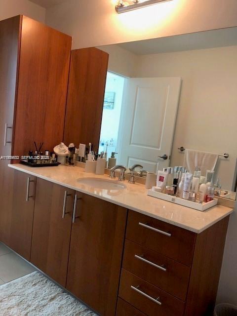 Building Photo - 1945 S Ocean Dr