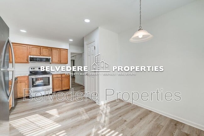 Building Photo - 19-A Park Village Ln