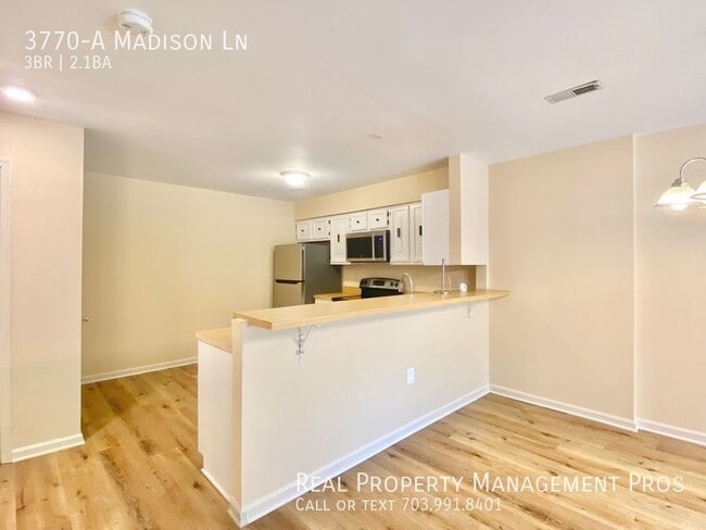 Building Photo - 3770-A Madison Ln-