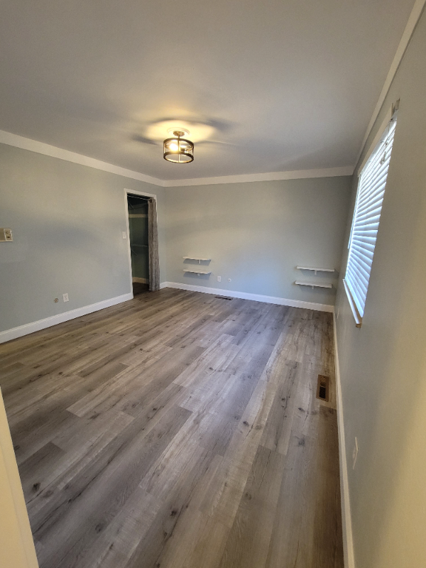 Building Photo - 7010 Buckhorn Cir