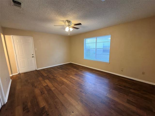 Building Photo - 5804 Tinsley Dr