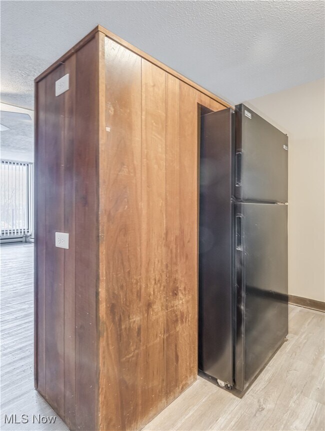 Building Photo - 2331 E Market St