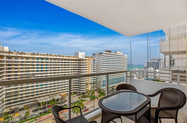 Building Photo - 5600 Collins Ave