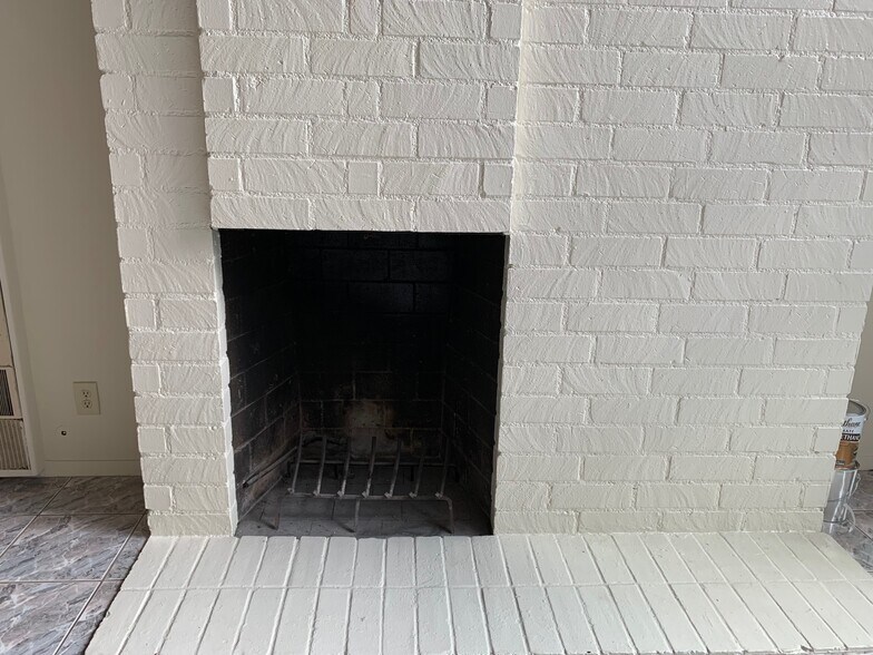 Fireplace - 4623 Clarissa Ave