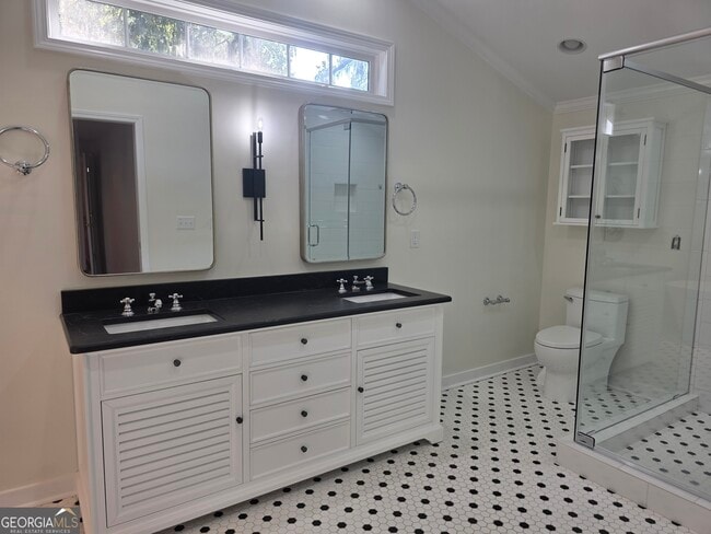 Building Photo - 807 Pound Rd