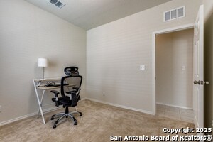 Building Photo - 13923 Knob Crk
