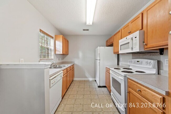 Building Photo - 8731 Hayden Glenn Dr