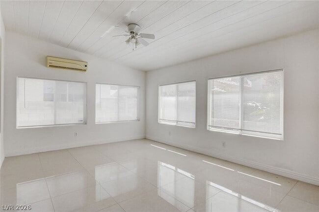 Building Photo - 339 Falcons Fire Ave