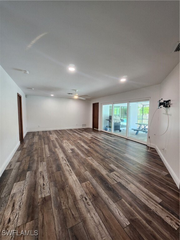Building Photo - 5930 Spanish Oaks Ln