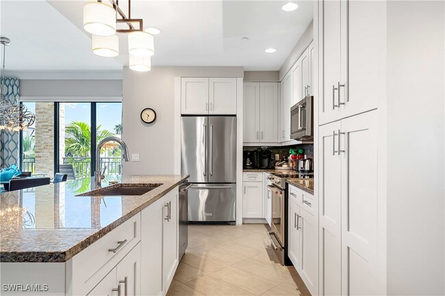 Building Photo - 1030 3rd Ave S