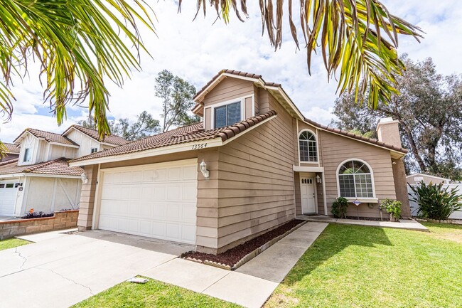 Building Photo - 13564 Cres Hill Dr