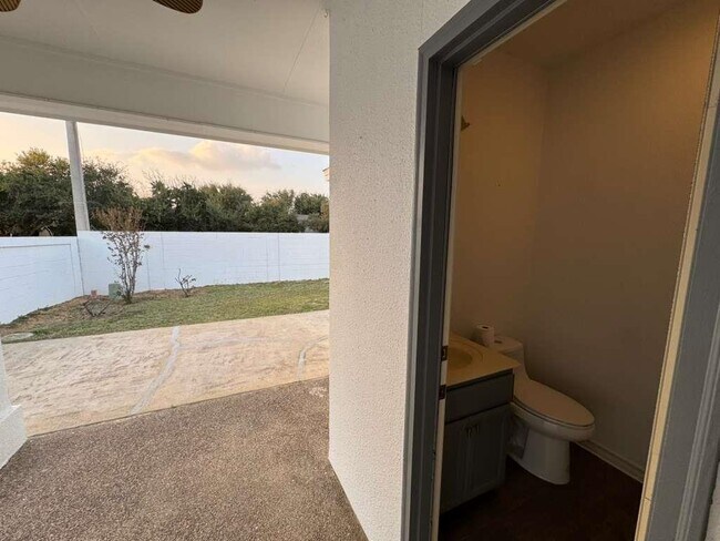 Building Photo - 2064 Lima Loop