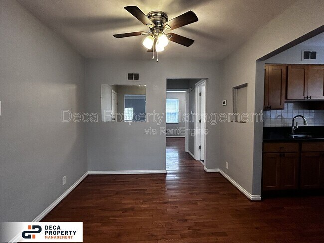Building Photo - 3940 Wilmington Ave