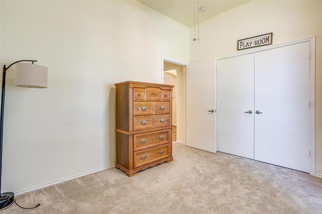 Building Photo - 909 Hunter Ln