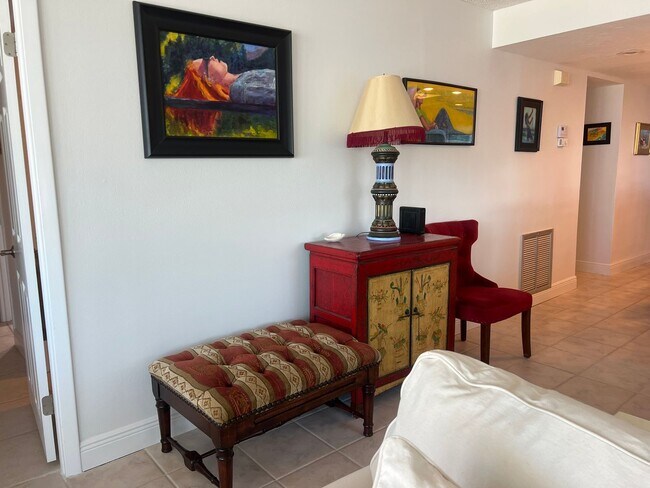 Building Photo - GREAT PRICE!  Gulf Horizon, Gulf Front, 2BR/2BA 1st Floor Condo