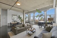 Building Photo - 900 N Kingsbury St