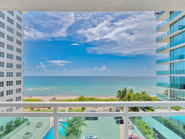 Building Photo - 6917 Collins Ave