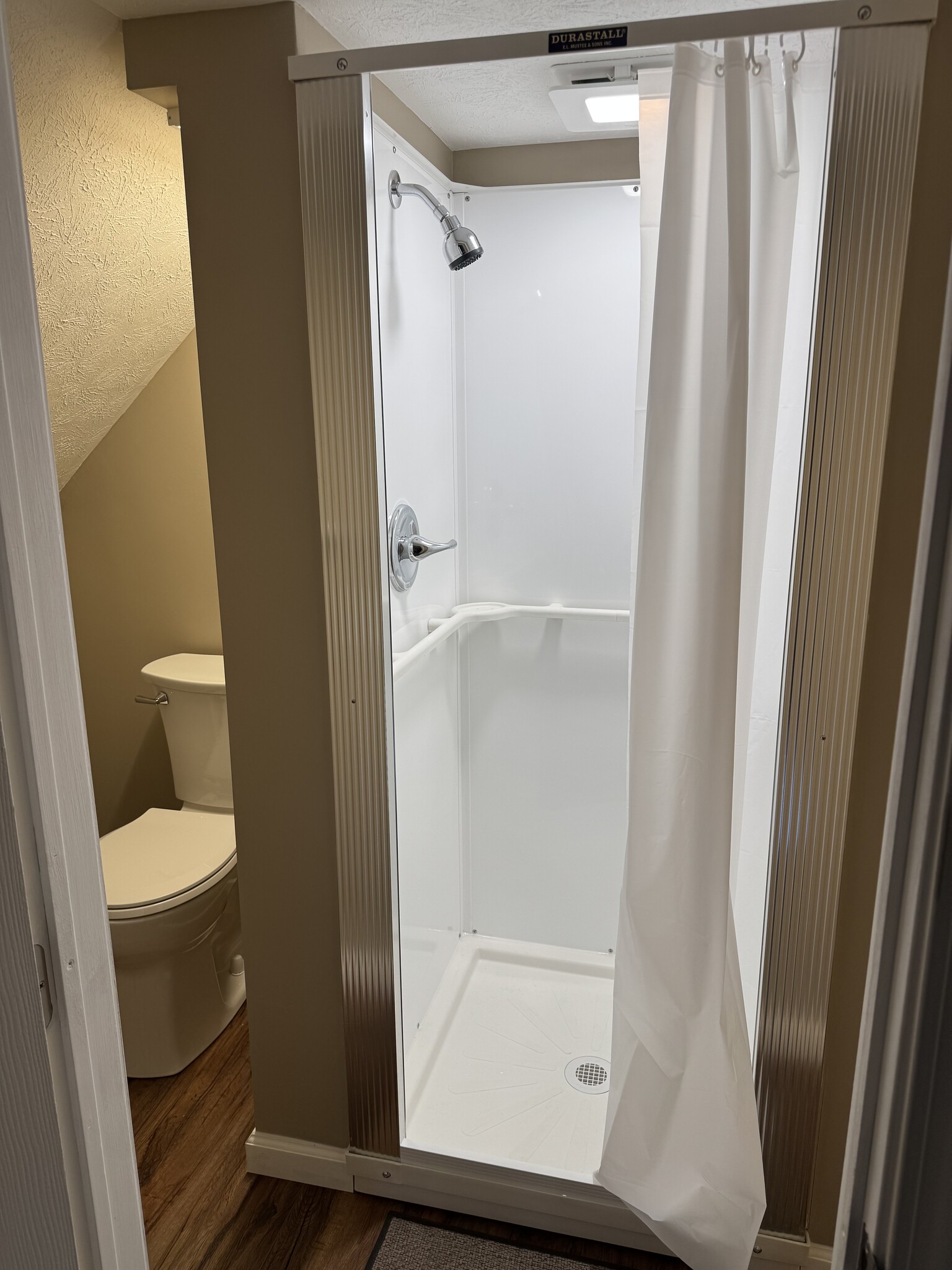 Building Photo - 3836 Edgepark Dr