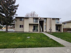 Building Photo - 32qu