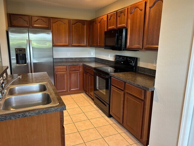 Building Photo - 458 Tradition Ln