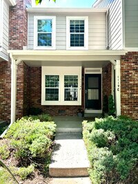 Building Photo - 1119 S Waco St