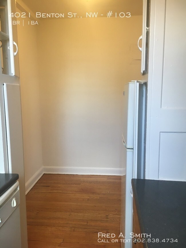 Building Photo - 4021 Benton St NW