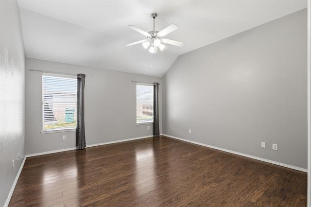 Building Photo - 4018 Hillhaven Dr