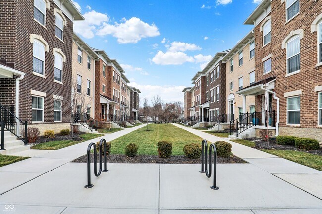 Building Photo - 13807 Boiler Pl