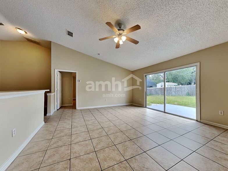 Building Photo - 2720 Cold Creek Blvd